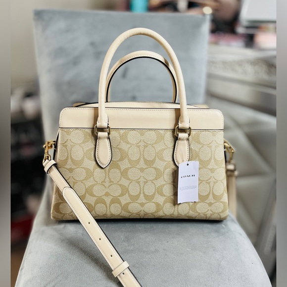 Coach Outlet Darcie Carryall Gold/Light Khaki Multi - Picture 2 of 6